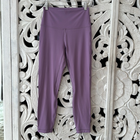 Lululemon Align High-Rise Pant 25"
Wisteria Purple - Picture 6 of 10